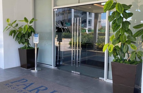 Santa Rosa Condo | Chic condo near SM City Sta Rosa