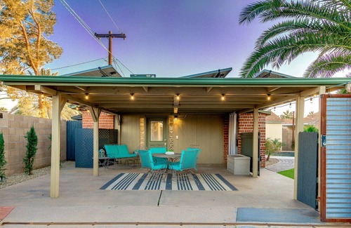 Encanto Cabin | Chic Coronado Casita with Shared Pool, Hot Tub, Grill & Firepit - Near Downtown