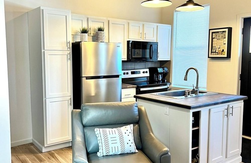 Oswego Apartment | Chic & Cozy Downtown Apartment, Walk to Downtown, Restaurants, the Lake