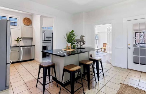 Germantown House | Chic Lou Home | Walkable to Bars & Restaurants!