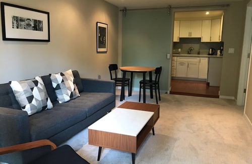 Marina District House | Chic modern and quiet Marina 1-bdrm apartment