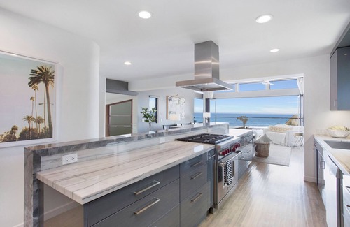 South Laguna Apartment | Chic Ocean-View Contemporary in Laguna Beach