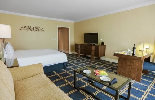 Sunnyvale West Hotel | Chic Retreat in Sunnyvale | 1 Unit | Walk to El Camino