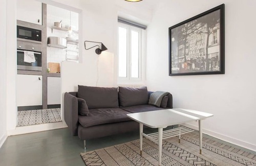 Misericordia Apartment | Chic studio apartment in Lisbon city centre