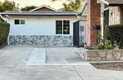 Walnut Valley Apartment | Chic studio with AC/WiFi and Garden in marvelous West Covina
