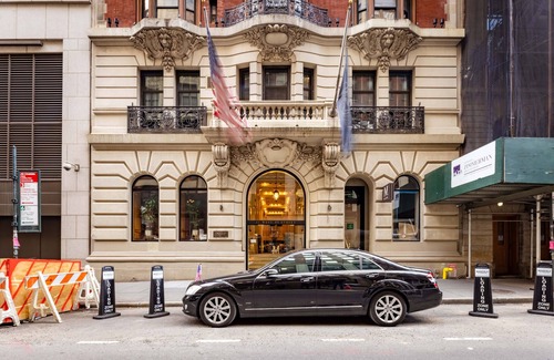 Midtown East Apartment | Chic Two Bedroom Apartment at the Historic Mansfield Residence