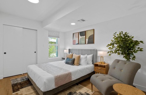 Camelback East House | Chic Uptown Phoenix Home - Pool Table & Perfect Location