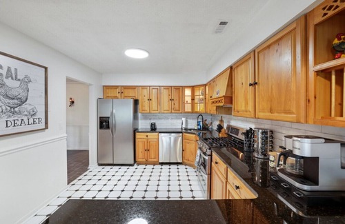 Millersport House | Chicks on Canal: 1 Min from Buckeye Lake Marina