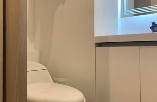 Calle 100 Apartment | [Chicó District] - Suite with Terrace/Free Netflix