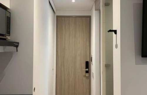 Calle 100 Apartment | [Chicó District] - Suite with Terrace/Free Netflix