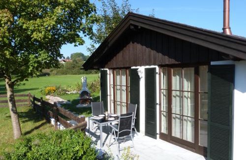 Rimsting Apartment | Chiemsee Comfort-Bungalow mit Garten