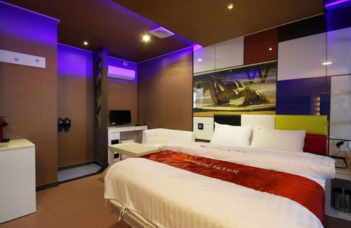 Chilgok Hotel | Chilgok Palgongsan W Drive-in