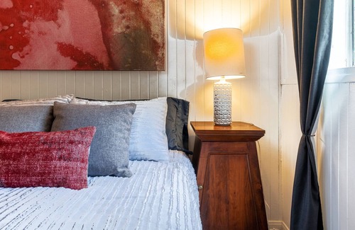 Downtown Redlands Apartment | Chill · Charm · Deluxe Duplex · 节省每月住宿费用