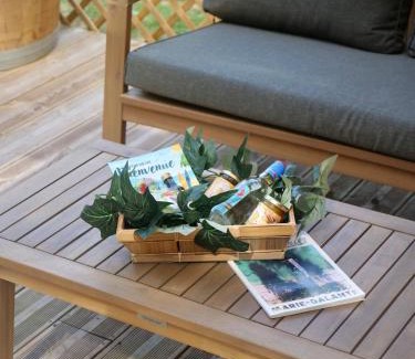 Grand-Bourg House | Chill Out, bungalow ensoleillé