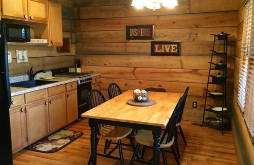Sautee Nacoochee Cabin | Chimney Mtn 1 | 2BR Cabin, Dog Friendly, Fireplace, Covered Hot Tub. Near Helen