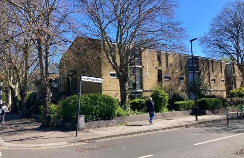 Turnham Green House | Chiswick Place