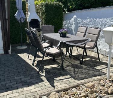 Thale Apartment | Christels Ferienwohnung 1 in Thale mit Sonnenterrasse und Grill