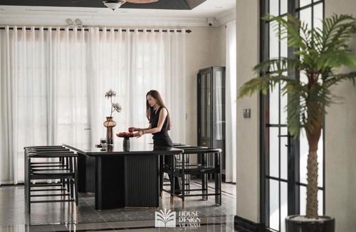 Ha Long Villa | Chuỗi Villa Sun Feria Padd 7 ngủ - sát biển - bể bơi- trung tâm Bãi Cháy