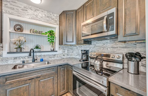 Lincoln Acres House | Chula Vista Home w/Heated Pool & Spacious Patio