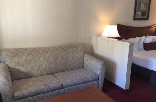 Lincoln Acres Hotel | Chula Vista Inn