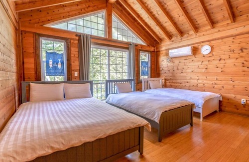 Chungju House | Chungju Garden Story Pension