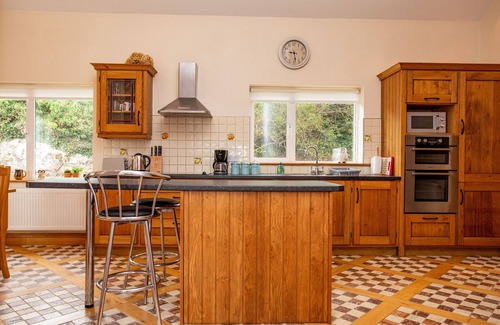Waterville House | Church Island View Holiday Home