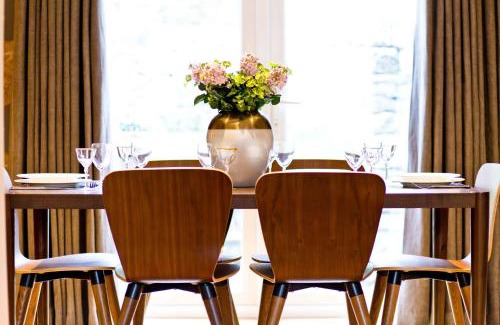 Taddington House | Church View