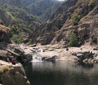 Saint-Andre-de-Cruzieres House | Chuuslii à La paix rie