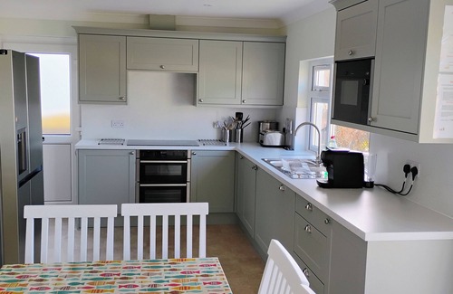 Treator Cottage | CHY-AN-VAR, family friendly, with a garden in Polzeath