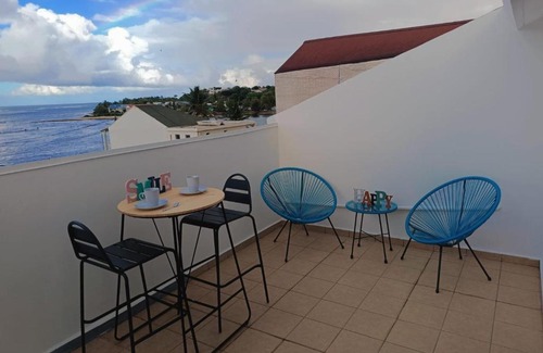 Le Moule Apartment | Cibuqueira numéro 8 , centre ville, vue sur mer, plage à pied