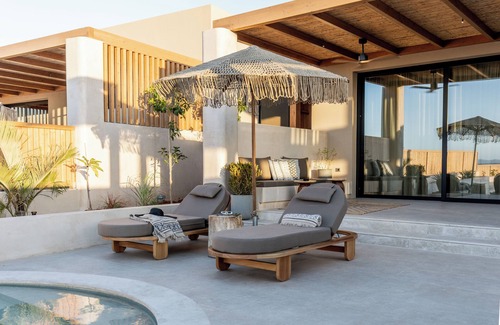 Karteros Apartment | Cicada Suites & Villas