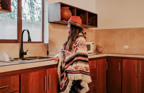 Latacunga Cabin | Ciela's Cabin with Jacuzzi Minigolf (pet friendly)