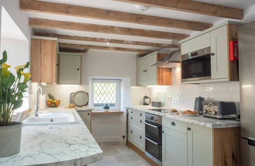 Cardigan Cottage | Cilbronnau Lodge, Cardigan