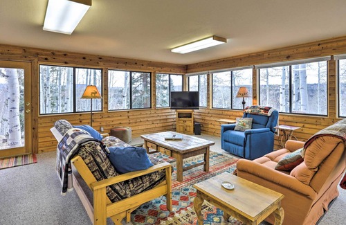Cimarron Cabin | Cimarron Cabin: Wraparound Deck & Mountain Views!