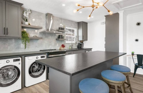 College Station Apartment | Cinema: 2 Bedroom, Walk to A&M, Comfy King Beds