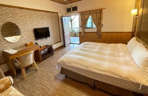 Ren'ai Bed & Breakfast | CingJing Dragon Manor Resort