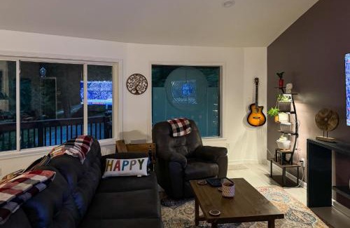 Whittier House | Circle House in the Smoky Mountains