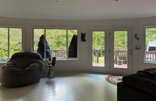 Whittier House | Circle House in the Smoky Mountains