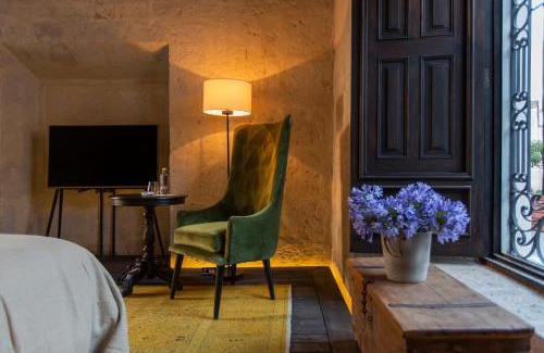 Historical Center Hotel | CIRQA - Relais & Châteaux