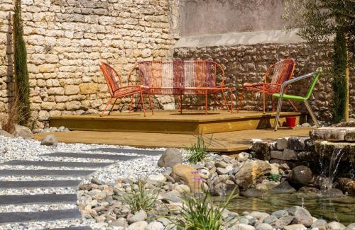 Saujon Hotel | CIT'HOTEL Le Commerce