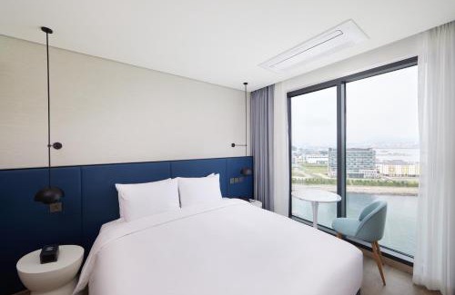 Yeongdo Hotel | Citadines Connect Hari Busan