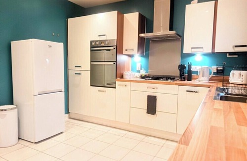 Colchester Apartment | CitiZen Town House - CO2