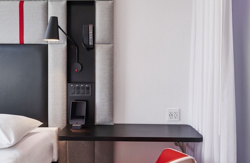 Downtown Miami Hotel | citizenM Miami Worldcenter