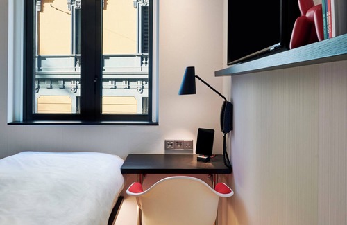 Roman Ghetto Hotel | citizenM Rome Isola Tiberina