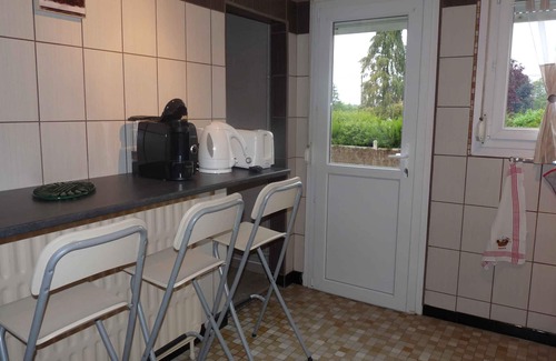 Bully-les-Mines House | City Break cottage near the Louvre-Lens and Vimy and Lorette