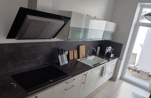 Kaiserslautern Apartment | City Central Deluxe Apartment