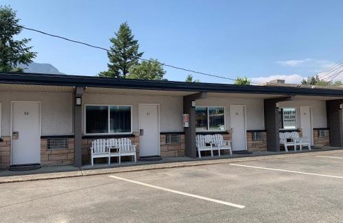 Hope Hotel | City Centre Motel older building