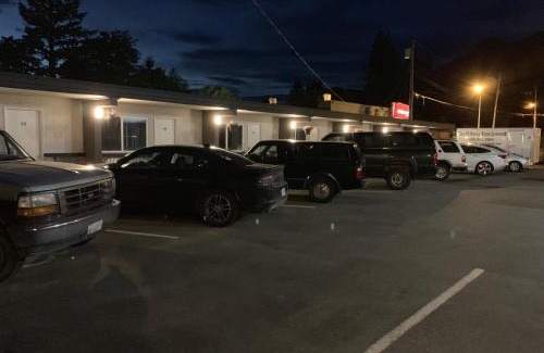 Hope Hotel | City Centre Motel older building