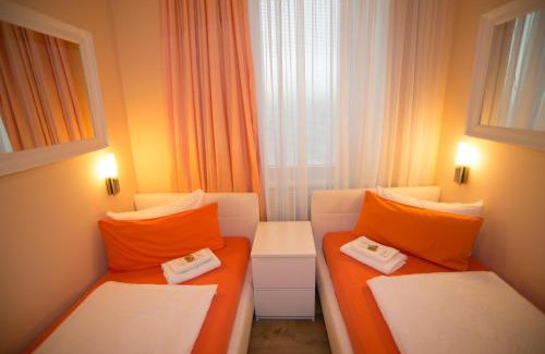 Gleimviertel House | City Guesthouse Pension Berlin