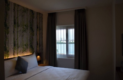 Bengaluru Hotel | City Lake Hotel